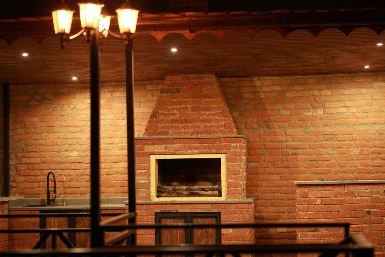 Apart Hotel Avlabari Yard Tbilisi Exteriör bild