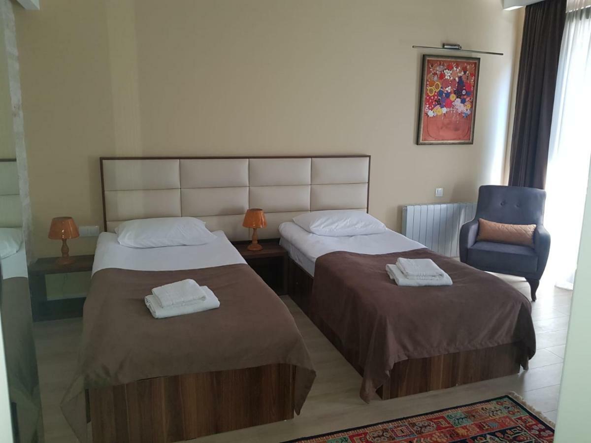 Apart Hotel Avlabari Yard Tbilisi Exteriör bild